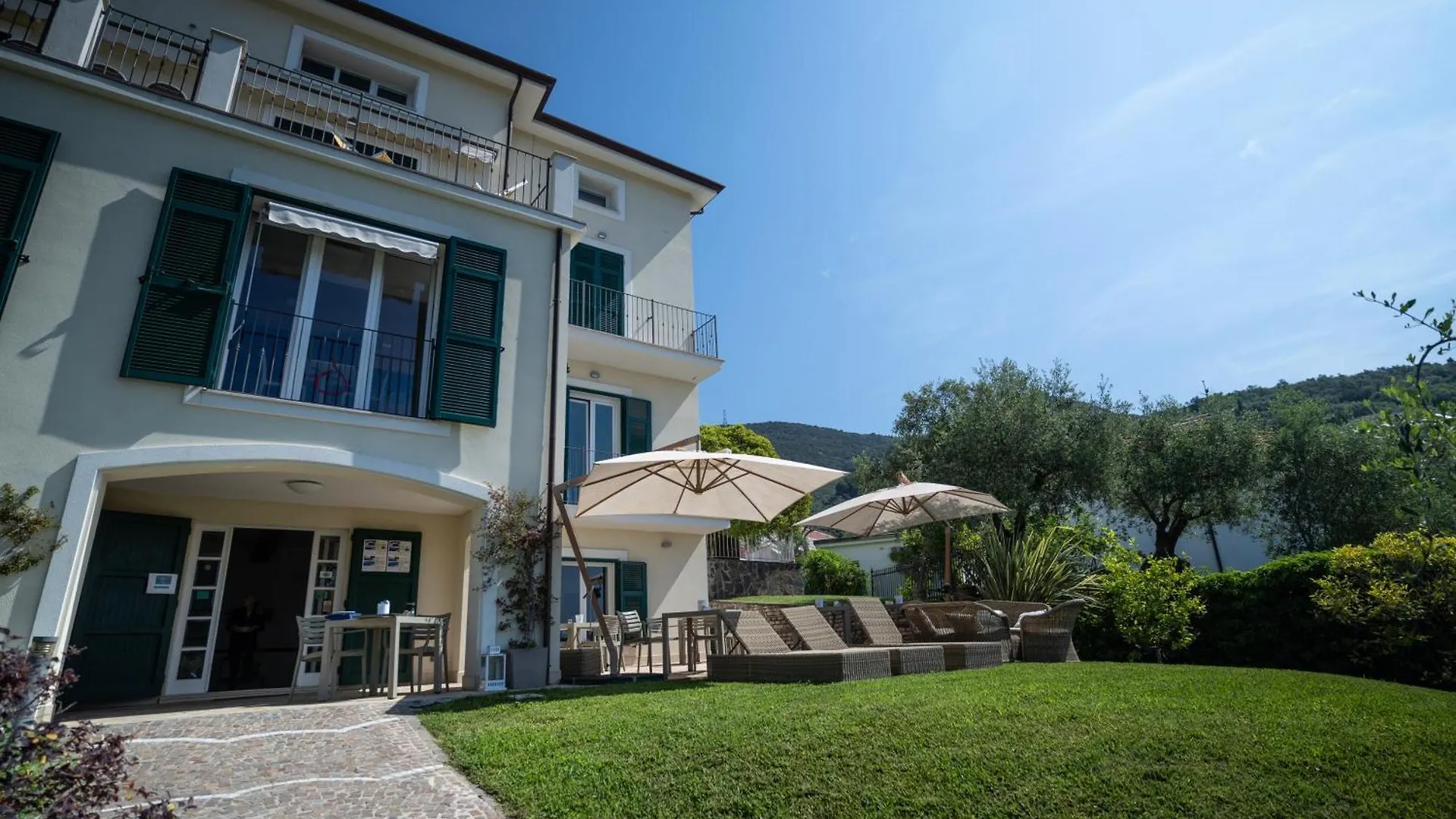 Albergo Blueline Tellaro 3*,